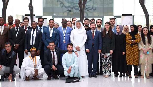 HE the Minister of Culture and Sports, Salah bin Ghanem bin Nasser al-Ali, Islamic Conference Youth Forumu2019s new president Taha Ayhan, delegates and officials from the Ministry of Culture and Sports attend the closing ceremony yesterday.