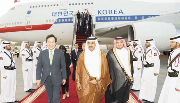 The Prime Minister of the Republic of Korea, Lee Nak-yeon, arrived in Doha Friday evening, on an official visit to the country. He and his accompanying delegation were greeted upon arrival at Doha International Airport by HE the Minister of State for Energy Affairs Saad bin Sherida al-Kaabi and ambassador of the Republic of Korea to Qatar Kim Chang-mo.