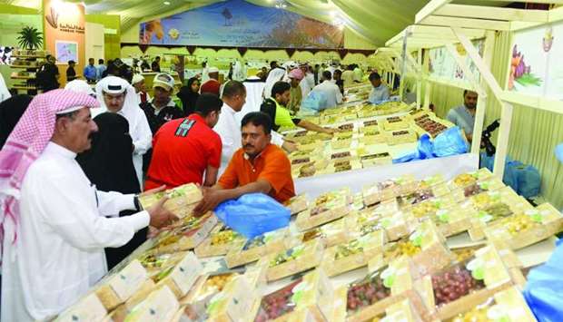 Local Dates Festival opens at Souq Waqif