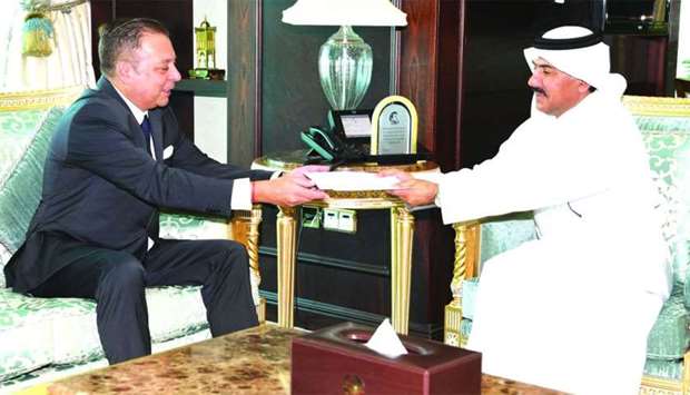 Amir receives message from Argentina president