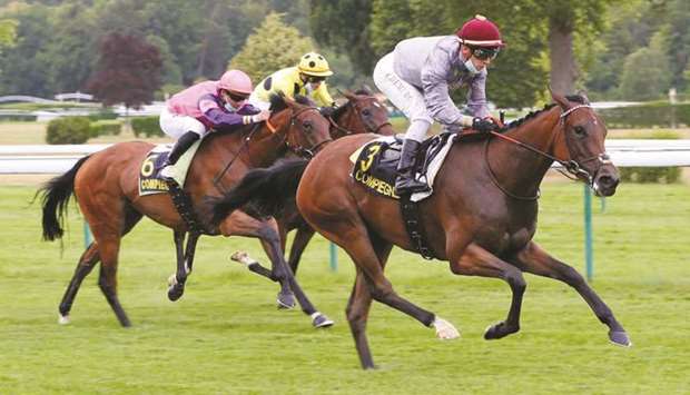 Cristian Demuro (right) rides Chorba to Prix des Bains Pompeins victory at Compiegne in France yesterday. (Scoopdyga)