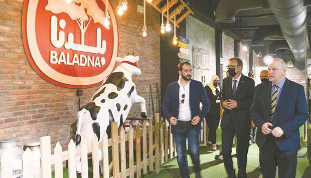 Jasminko Pozderac, Serbian ambassador to Qatar, tours Baladna's farm.