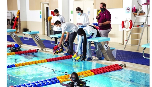 The SeaPerch Challenge is part of an international STEM programme that focuses on the science and technologies behind Remotely Operated Vehicles (ROVs).