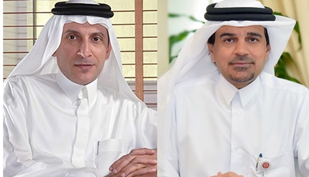 Qatar Airways Group Chief Executive, HE Akbar al-Baker and QIIB Chief Executive Officer Dr Abdulbasit Ahmed al-Shaibei