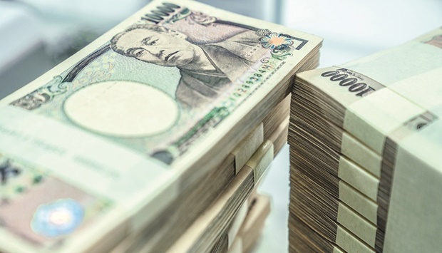 The yen catapulted higher against major peers yesterday as lowered expectations for rate hikes caused hedge funds to cover short bets from one of the biggest global macro trades of the year