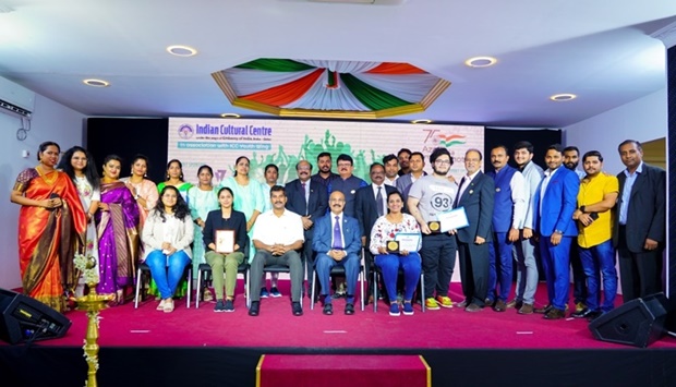 Participants pose for a group photo.