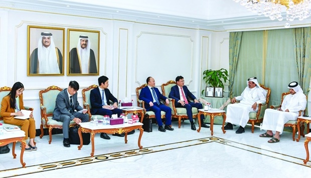 Qatar Chamber first vice chairman Mohamed bin Towar al-Kuwari in a huddle with Pham Quang Hieu, Vietnamu2019s Deputy Minister of Foreign Affairs, during a meeting in Doha.