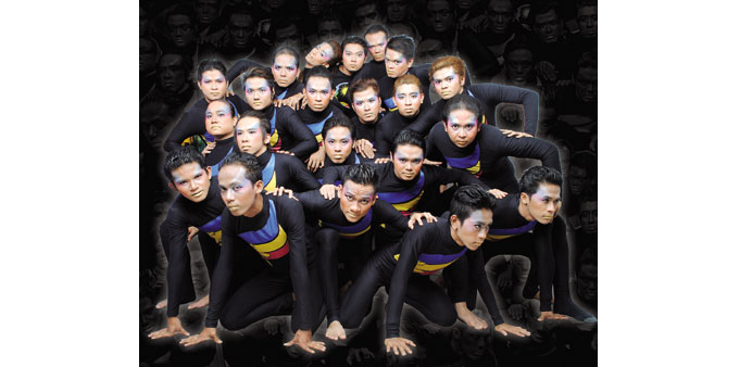 SHADOW ARTISTES: Members of El Gamma Penumbra.