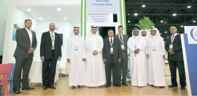 QAFAC and TAMUQ officials at the signing ceremony.
