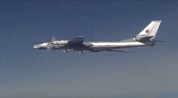 Russia's Tu-95 fighter plane on way to attack ISIS targets with Cruise Missiles