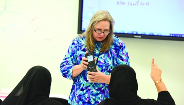 Dr Nite interacts with students.