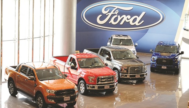 The larger showroom allows customers to browse the latest models from both Ford and Lincoln.