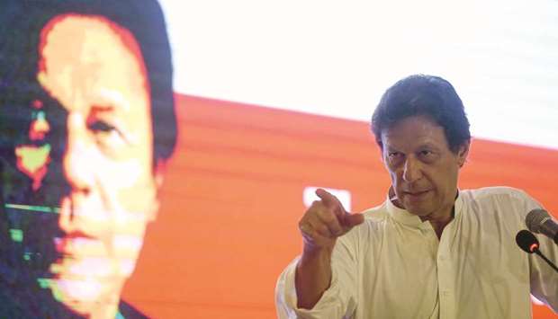 Imran Khan: will review the ministersu2019 progress every two weeks.