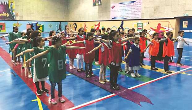 Students participating in an activity during summer camp of the Ministry of Education and Higher Education.