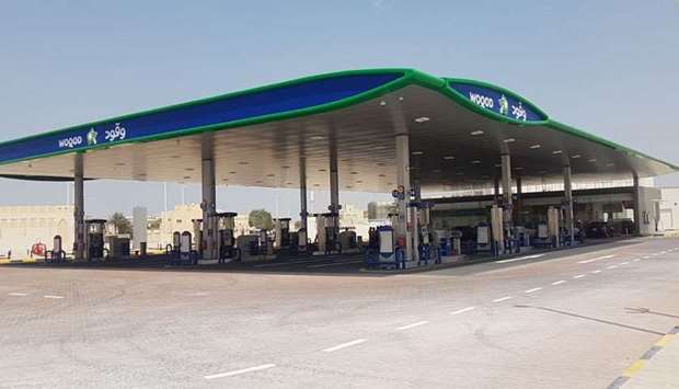 New Al Rayyan -2 Petrol Station is spread over an area of 9,200 square meters and has three lanes with some nine dispensers.