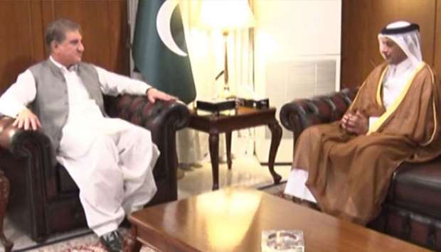 Pakistan's FM meets Qatar's ambassadorrnrn