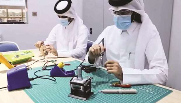Qatar Scientific Club launches competition in designing projects using PCBsrnrn