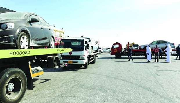Drive to remove abandoned cars begins in Al Khor and Thakhirarn