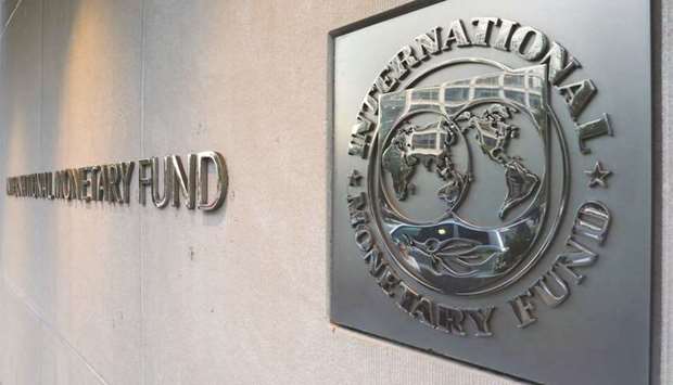 To ensure the maximum debt reduction for a given expenditure, the IMF could conduct an auction, announcing that it will buy back only a limited amount of bonds.