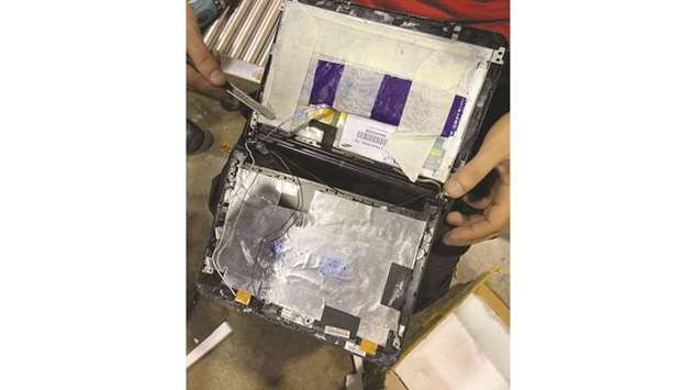 The Customs Department of the Air Cargo and Private Airports has foiled an attempt to smuggle 181 pills of illicit drugs concealed inside a laptop that was sent by post from an Asian country.