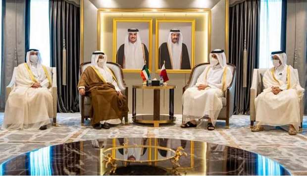 The two sides affirmed their keenness on solidarity and unifying efforts aimed at achieving stability in the region. 