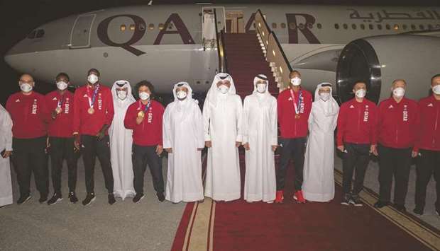 His Highness Sheikh Jassim bin Hamad al-Thani welcomed the successful Team Qatar delegation, headed by Qatar Olympic Committee President HE Sheikh Joaan bin Hamad al-Thani, on their return from a spectacular trip to the Tokyo 2020 Olympic Games.