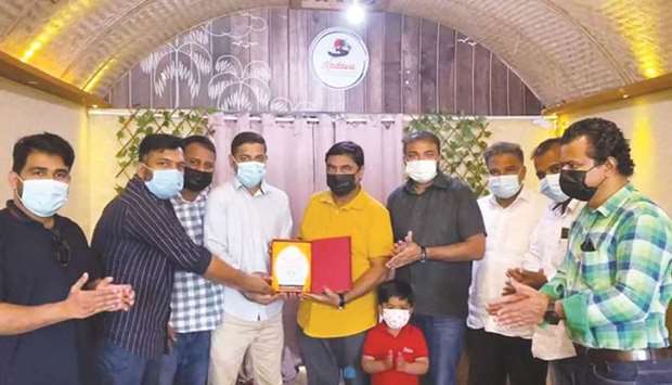 Qatar Kerala Muslim Cultural Centre (KMCC) Ernad constituency secretary and a native of Keezhuparambu in Malappuram district, K E Ashraf, was honoured with a bravery award by the constituency committee.