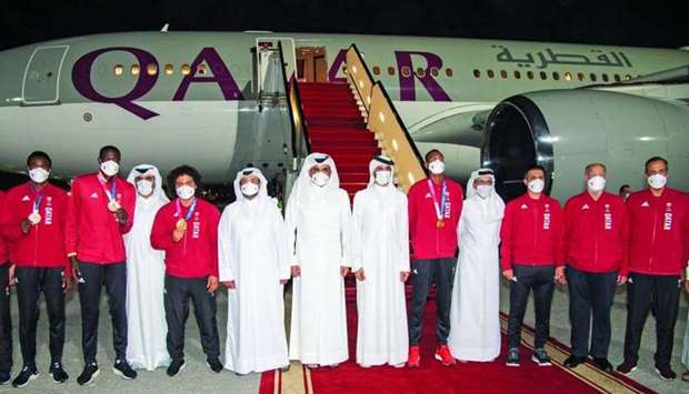 His Highness Sheikh Jassim bin Hamad al-Thani welcomed the successful Team Qatar delegation, headed by Qatar Olympic Committee President HE Sheikh Joaan bin Hamad al-Thani, on their return from a spectacular trip to the Tokyo 2020 Olympic Games Saturday