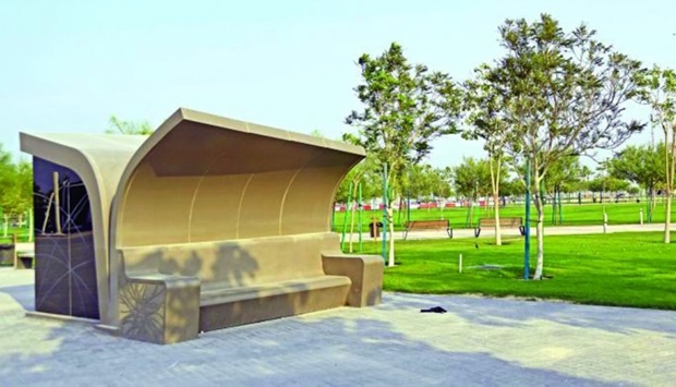 The park represents a link point between the eastern side of the Corniche Street through the tunnel, and the metro station located in the centre of the park, as well as Majlis Al Taawun Street