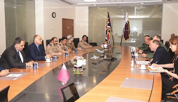They discussed a number of topics of common interest, and reviewed aspects of the bilateral co-operation and ways to strengthen and develop them.