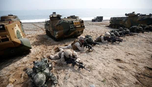 US and South Korean marines participate in a US-South Korea joint landing operation drill in Pohang March 31, 2014. File picture