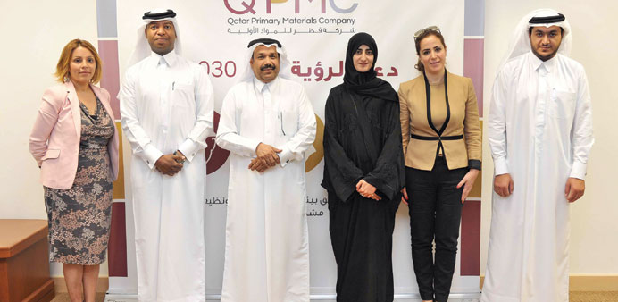Dr Latifa al-Darwish with the NHRC delegation and  QPMC staff. 