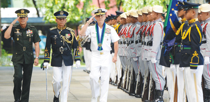 US Pacific Command chief Admiral Harry Harris (third left) and the Armed Forces of the Philippines (AFP) chief of staff, General Hernando Iriberri (le