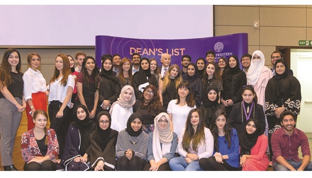 Dean Everette with the Deanu2019s List students.