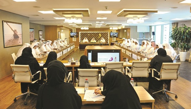 A class at the Diplomatic Institute.