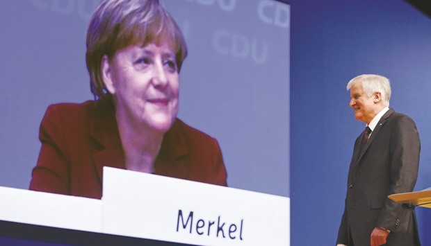 Seehofer (right) has been spearheading criticism of Merkelu2019s handling of the refugee crisis.