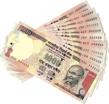 The Indian rupee snapped a six-day rally yesterday, falling 0.1% to 66.4225 a dollar in Mumbai, according to prices from local banks compiled by Bloomberg.