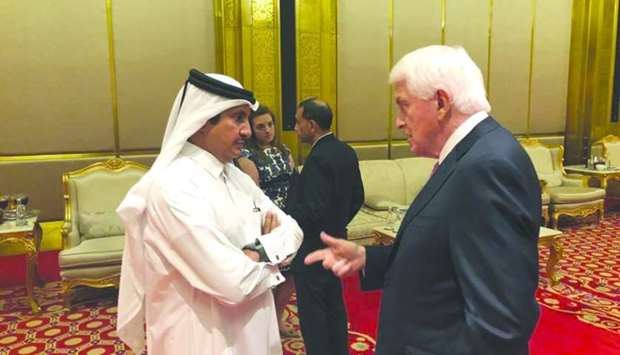 Sheikh Khalifa and US Chamber of Commerce president and CEO Tom J Donohue at a working dinner hosted on Monday by the Ministry of Economy and Commerce.