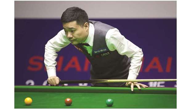 Chinau2019s Ding Junhui during his second-round match against Northern Irelandu2019s Mark Allen in the 2018 Shanghai Masters on September 11, 2018, in Shanghai. (AFP)