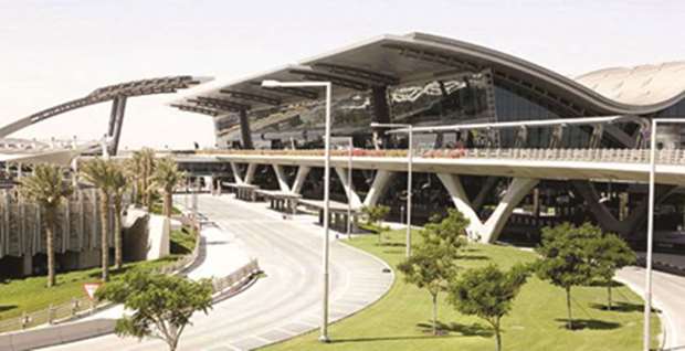 Qataru2019s international five-star gateway, Hamad International Airport (HIA) handled 34,212,750 passengers and 211,658 aircraft movements from April 2017 to March 2018.