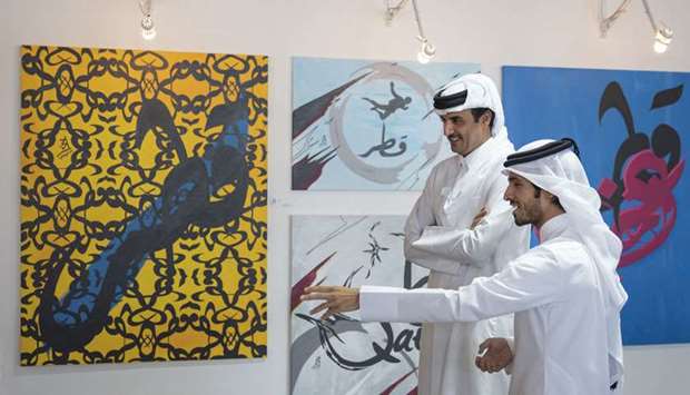Amir visits Qatari artist's show