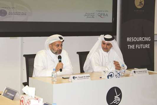 Al-Horr and al-Jaida speak to participants during the launch of the new cohort for the Kawader programme.