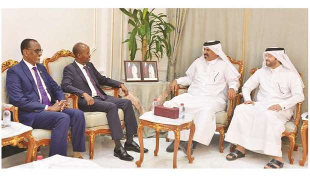 Qatar Chamber first vice chairman Mohamed bin Towar al-Kuwari receives Somaliau2019s Minister of Labour and Social Affairs Sadik Warfa and Somalian ambassador Abdul Razak Farah Ali during a meeting in Doha yesterday.