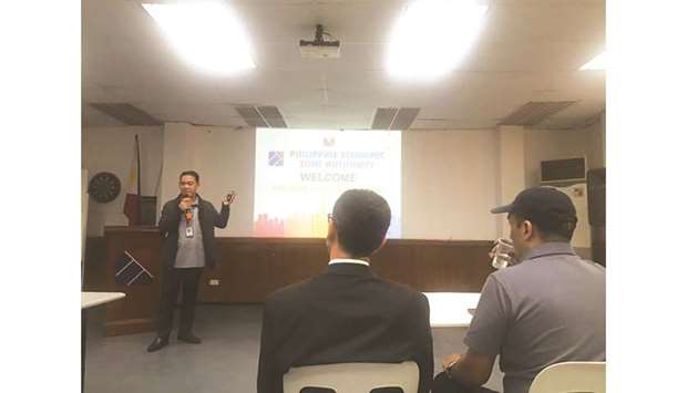 Ramon Lacap, investment manager of the Cavite Economic Zone, delivering a presentation to members of the u2018MSC Arab Business Delegation to the Philippinesu2019.