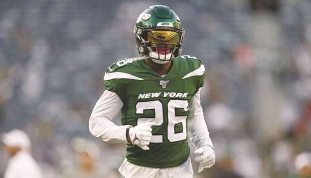 New York Jetsu2019 running back Leu2019Veon Bell.