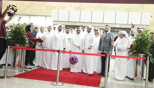 HE the Minister of Commerce and Industry Ali bin Ahmed al-Kuwari with other dignitaries at the ribbon-cutting ceremony of the 2020 edition of u2018Build Your Houseu2019.