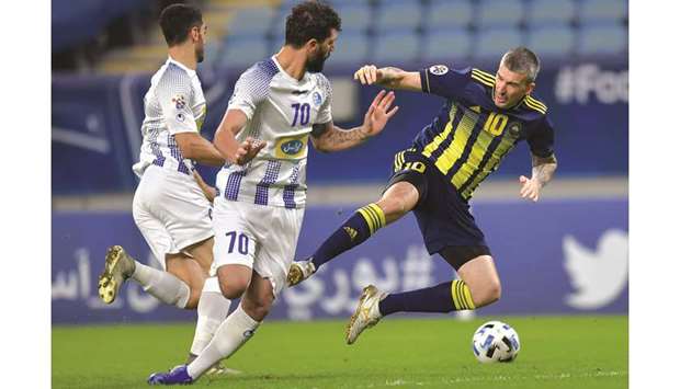 Pakhtakoru2019s Dragan Ceran (right) in action during the AFC Chaampions League Round of 16 tie against Esteghlal yesterday. PICTURE: Noushad Thekkayil