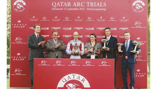 Qataru2019s ambassador to France Sheikh Ali bin Jassim al-Thani (second from left) with the winners of Qatar Prix Vermeille (Group 1) after Teona won the 2,200m race yesterday. PICTURES: Zuzanna Lupa