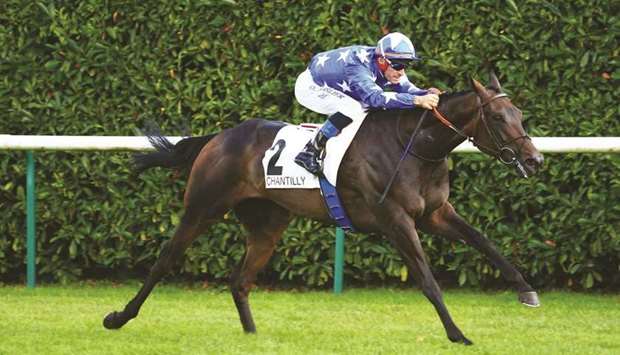 Olivier Peslier rides Millau to victory in the Prix de la Galerie des Cerfs in Chantilly yesterday. (Scoopdyga)