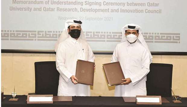 The MoU was signed by QU president Dr Hassan bin Rashid al-Derham and QRDI secretary-general Omar Ali al-Ansari.